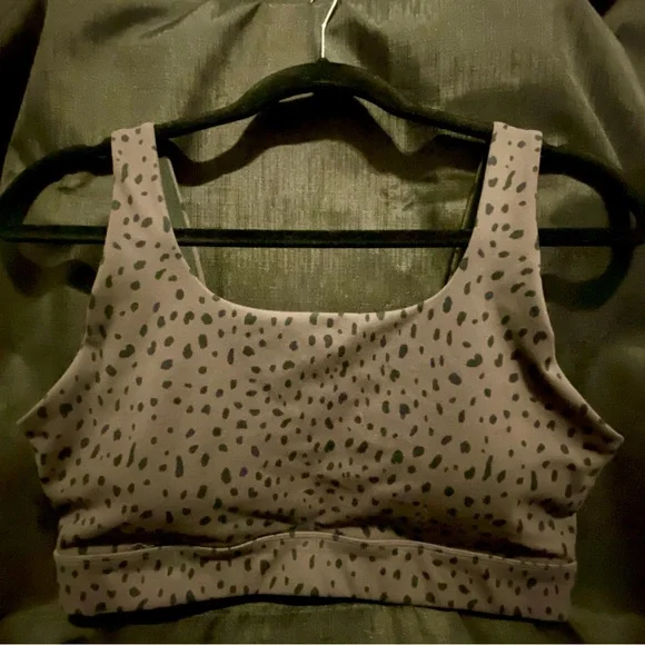 Size L Zyia Gray Jaguar Twist Bra - Picture 2 of 5
